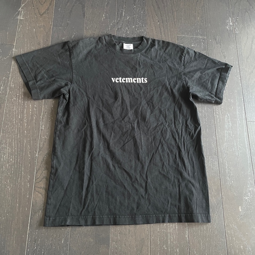 Vestments black white garderobe ete 2020 graphic print t-shirt unisex size xs